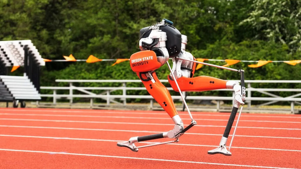 Yarı insansı robot Cassie, koşuda Guinness rekoru kırdı [Video]